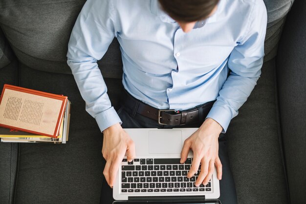 Jak skutecznie przygotować się do kursu online z prawa pracy?
