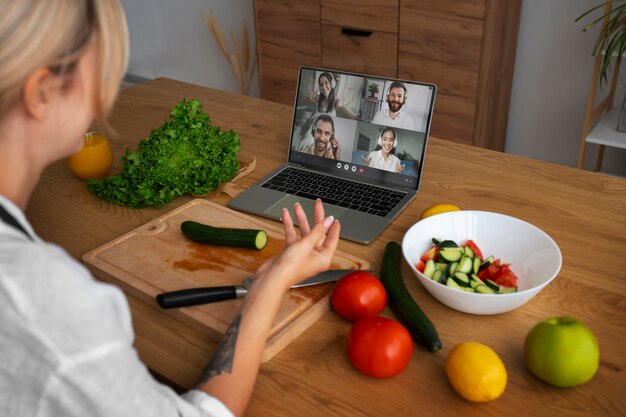 Jak konsultacje online mogą zrewolucjonizować Twoje podejście do zdrowego odżywiania