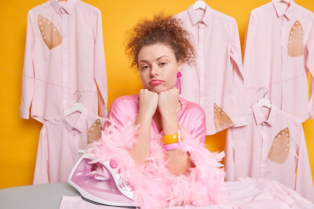 Jak zinterpretować najnowsze trendy w modzie, aby pasowały do Twojej osobowości?